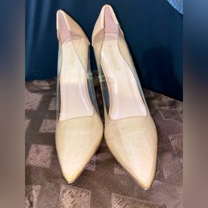 Shoe Dazzle beige heels